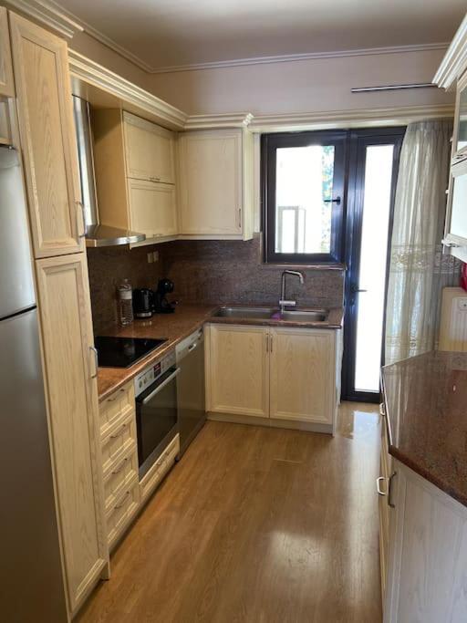 Luxury Apartment In נפפקטוס מראה חיצוני תמונה